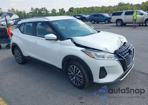 2022 Nissan Kicks Sv Xtronic Cvt z USA, uszkodzony, nr VIN 3N1CP5CV6NL479132